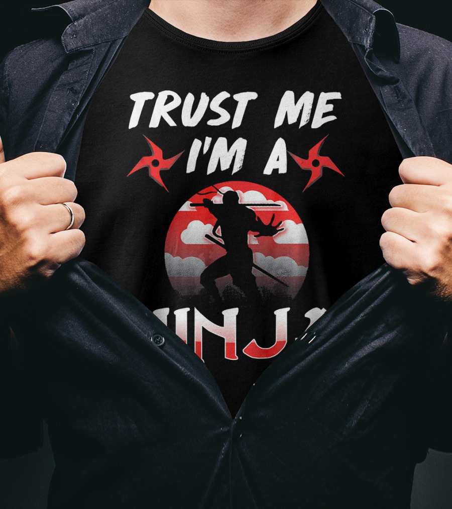 Trust Me I'm A Ninja Shuriken Shadow Silhouette With Red Circle Background T-Shirt