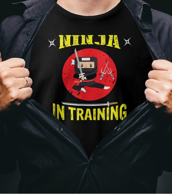 Ninja In Training Samurai Sword Martial Arts Red Circle Shuriken T-Shirt