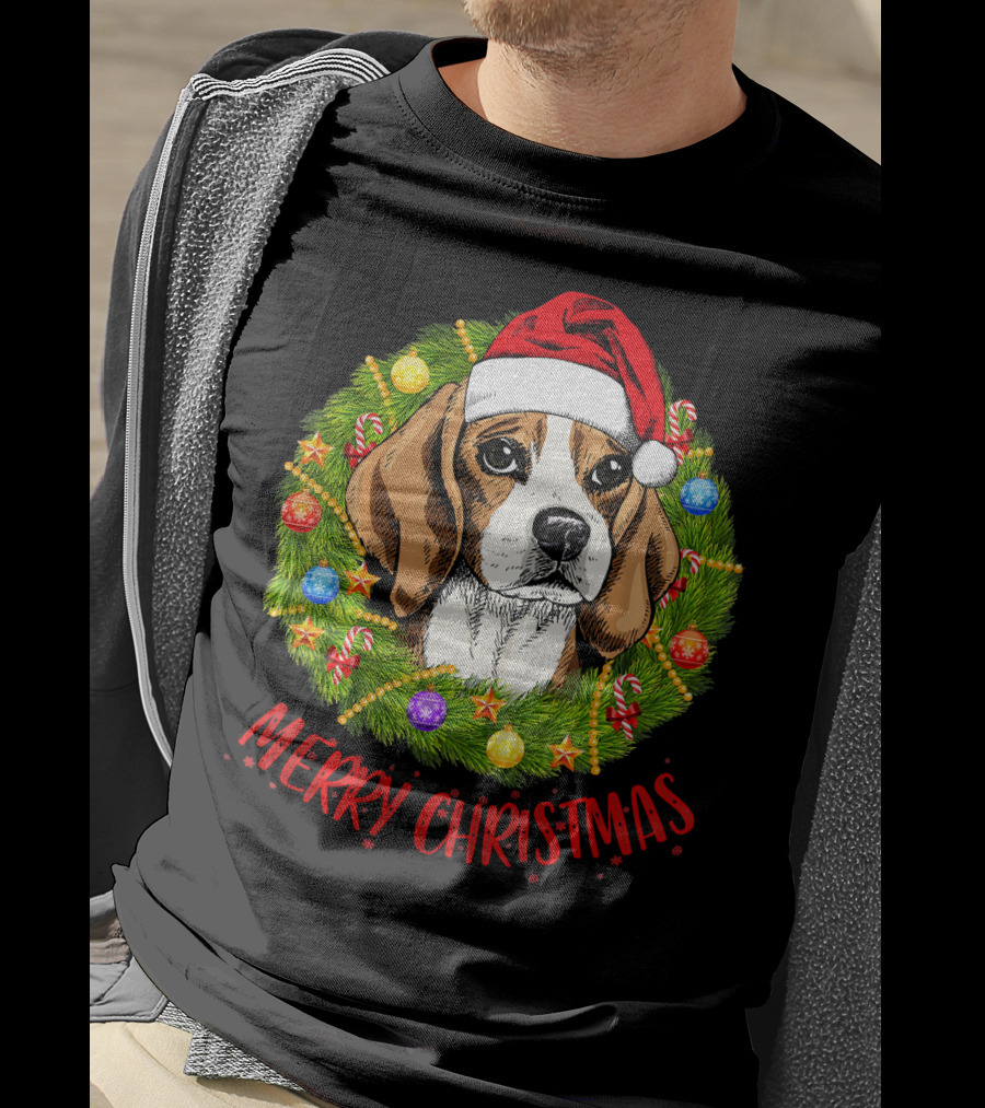 Merry Christmas Beagle Dogs In Santa Hat With Holiday Wreath T-Shirt