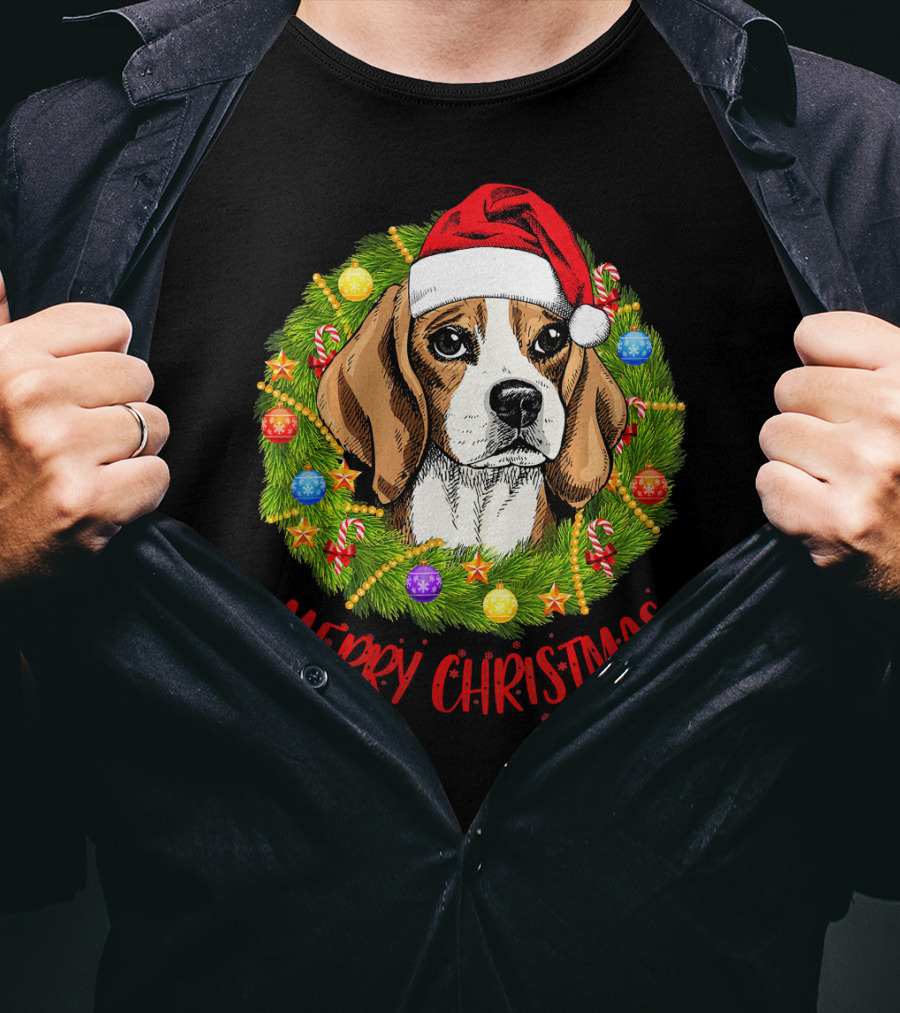 Merry Christmas Beagle Dogs In Santa Hat With Holiday Wreath T-Shirt