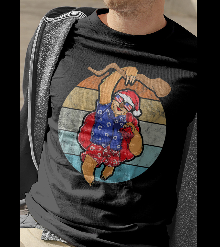 Vintage Clothing Unique Sloth Retro Santa Vacation T-Shirt