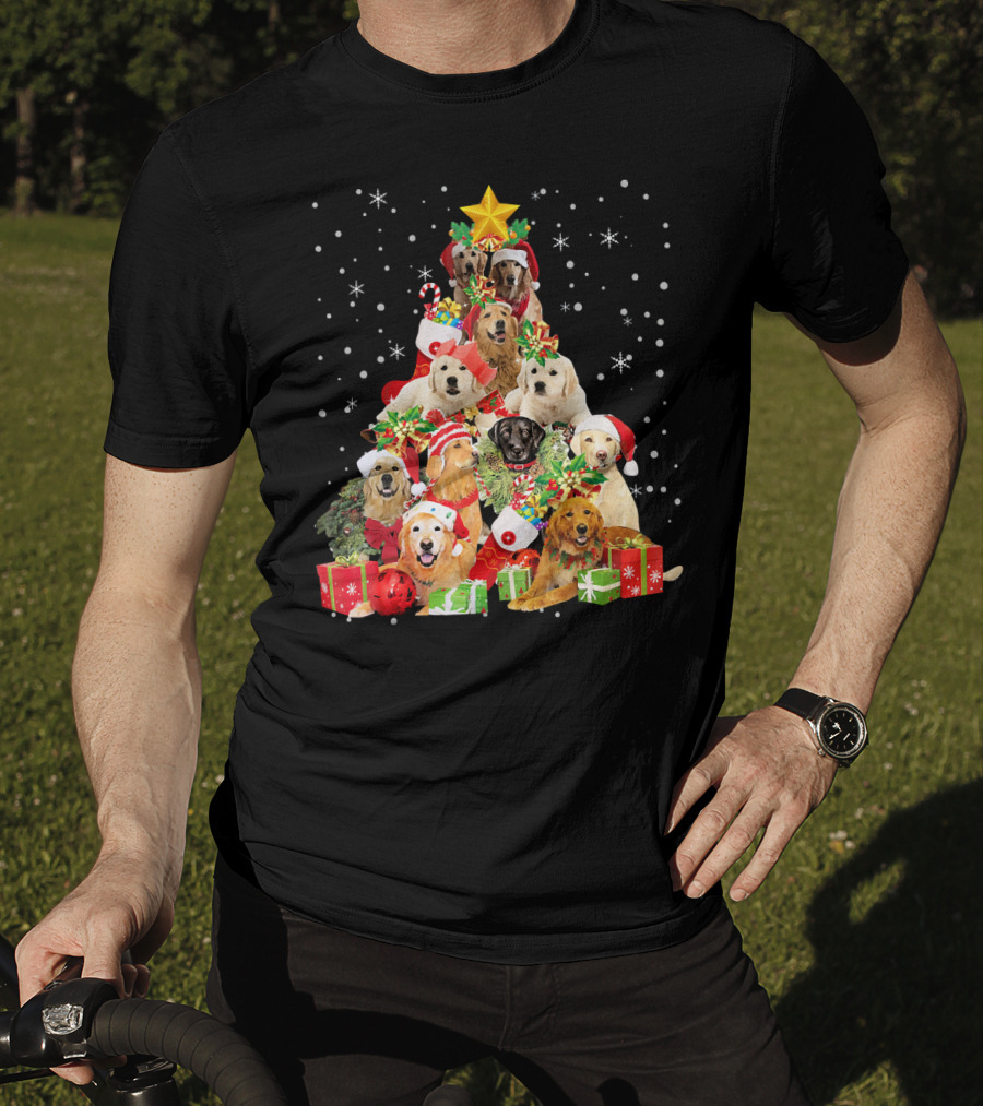 Golden Retriever Christmas Tree With Santa Hats And Presents T-Shirt