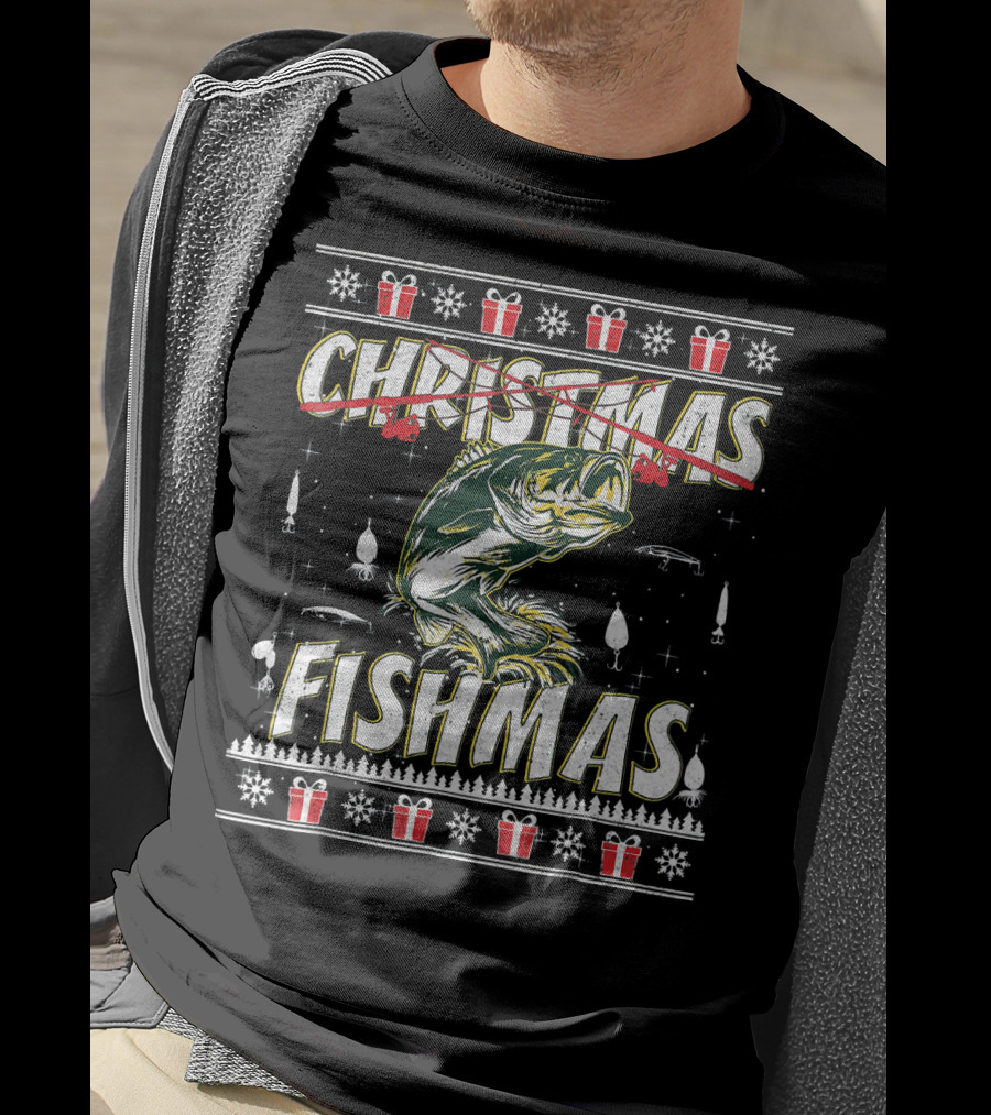 Christmas Fishmas Funny Fishing Presents Snowflakes T-Shirt