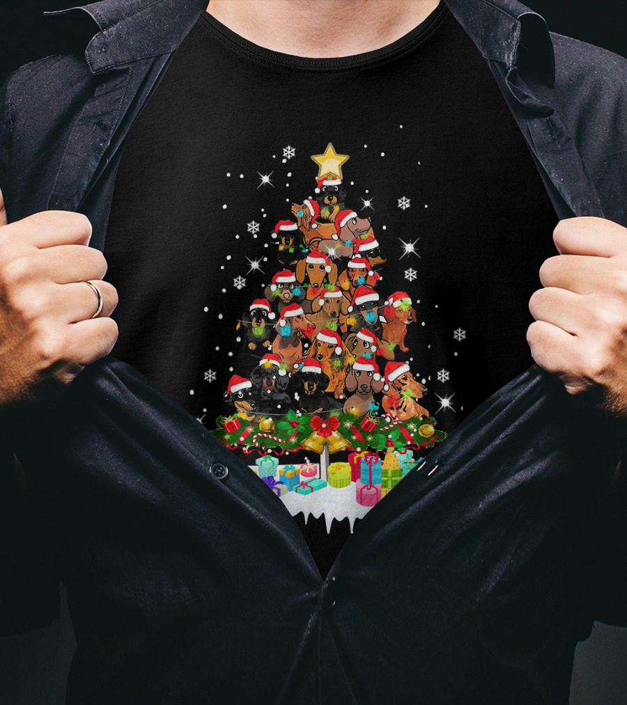 Funny Dachshund Christmas Tree With Santa Hats And Presents T-Shirt