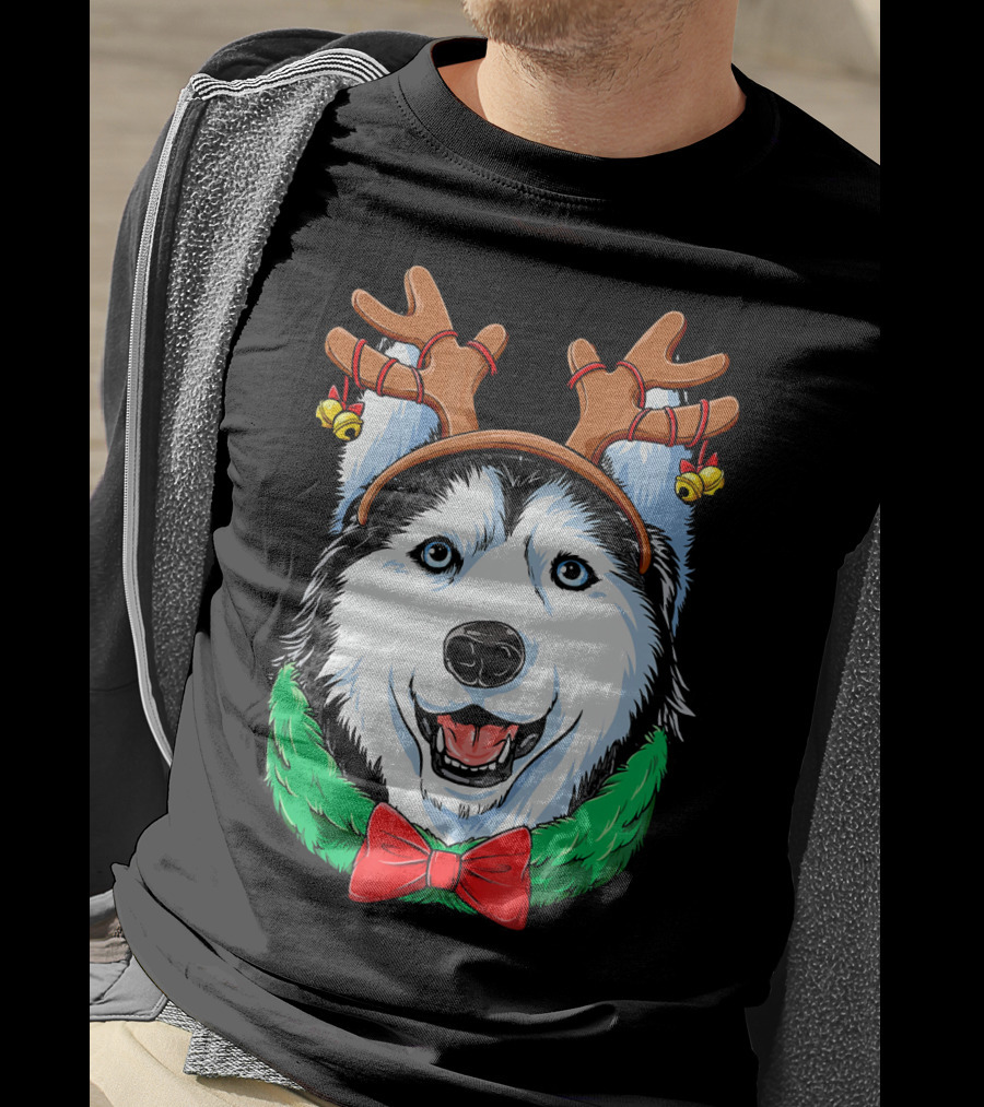 Siberian Husky With Reindeer Antlers Christmas Wreath Bow And Bells T-Shirt