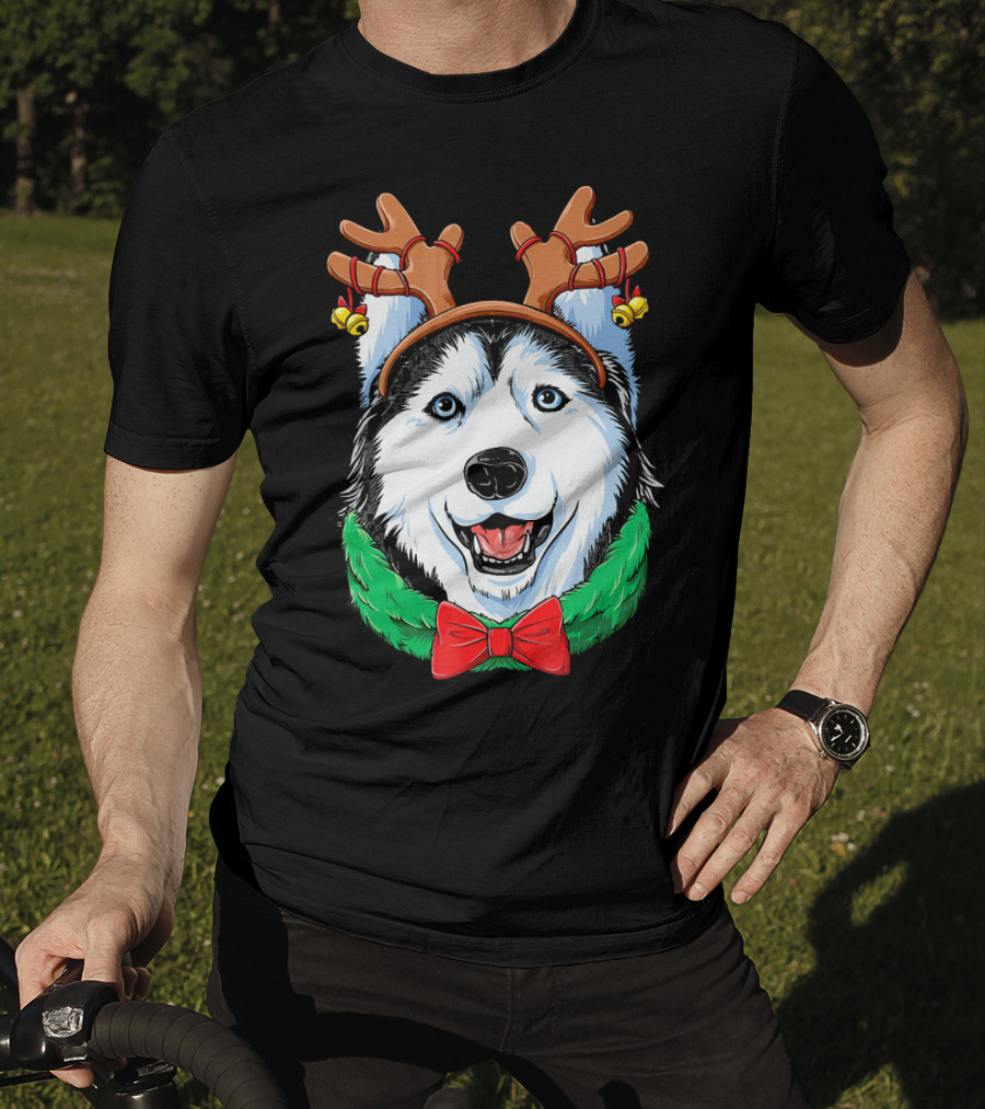Siberian Husky With Reindeer Antlers Christmas Wreath Bow And Bells T-Shirt