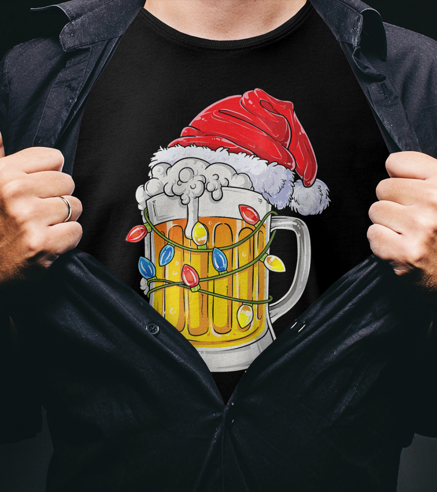 Beer Mug With Santa Hat And Christmas Lights T-Shirt