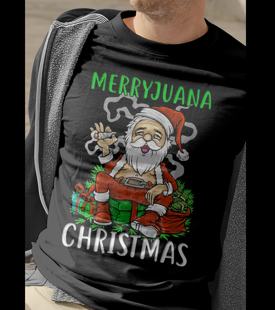 Merryjuana Christmas Santa Claus Smoking Weed T-Shirt