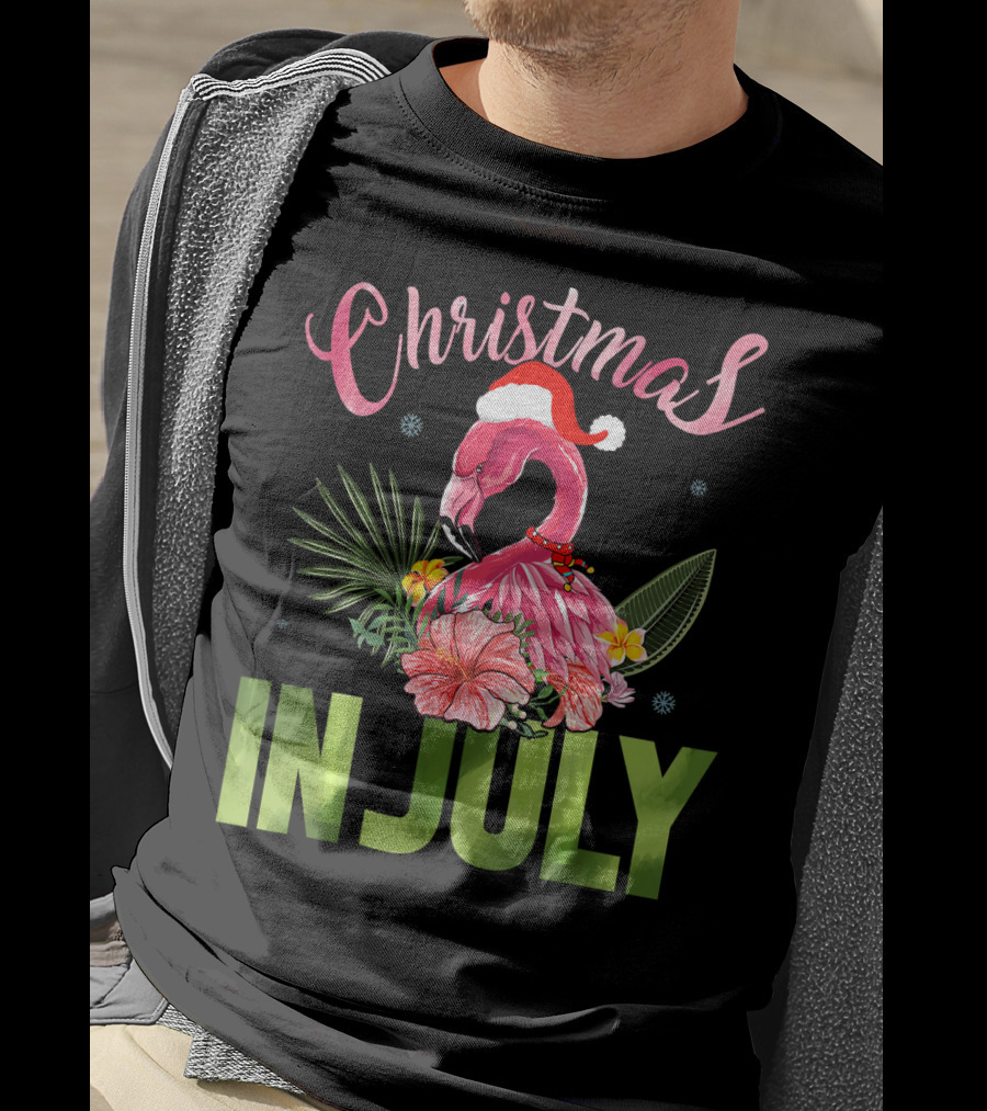 Christmas In July Cute Santa Hat Flamingo Summer T-Shirt