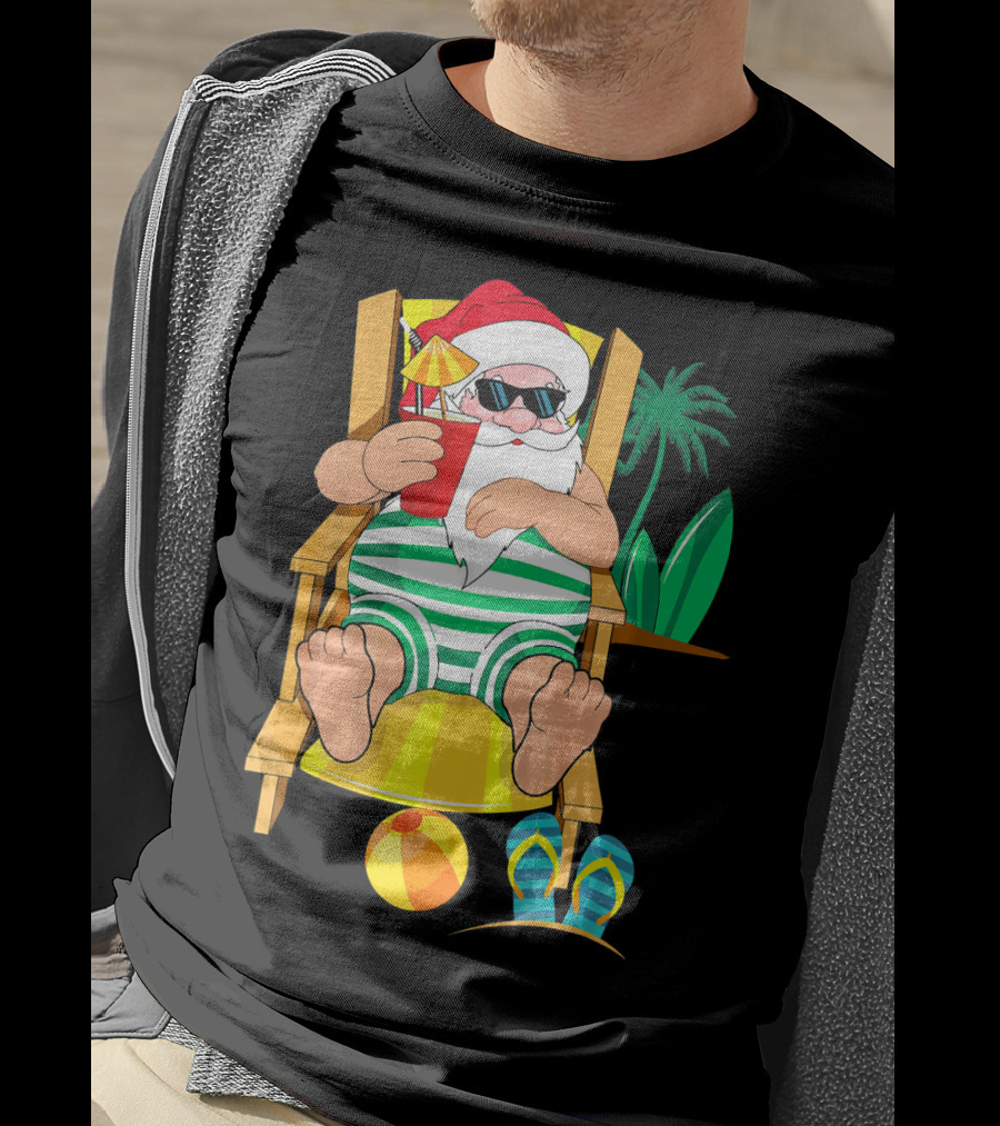 Christmas In July Santa Relaxing On Beach Chair With Cocktail And Palm Tree T-Shirt