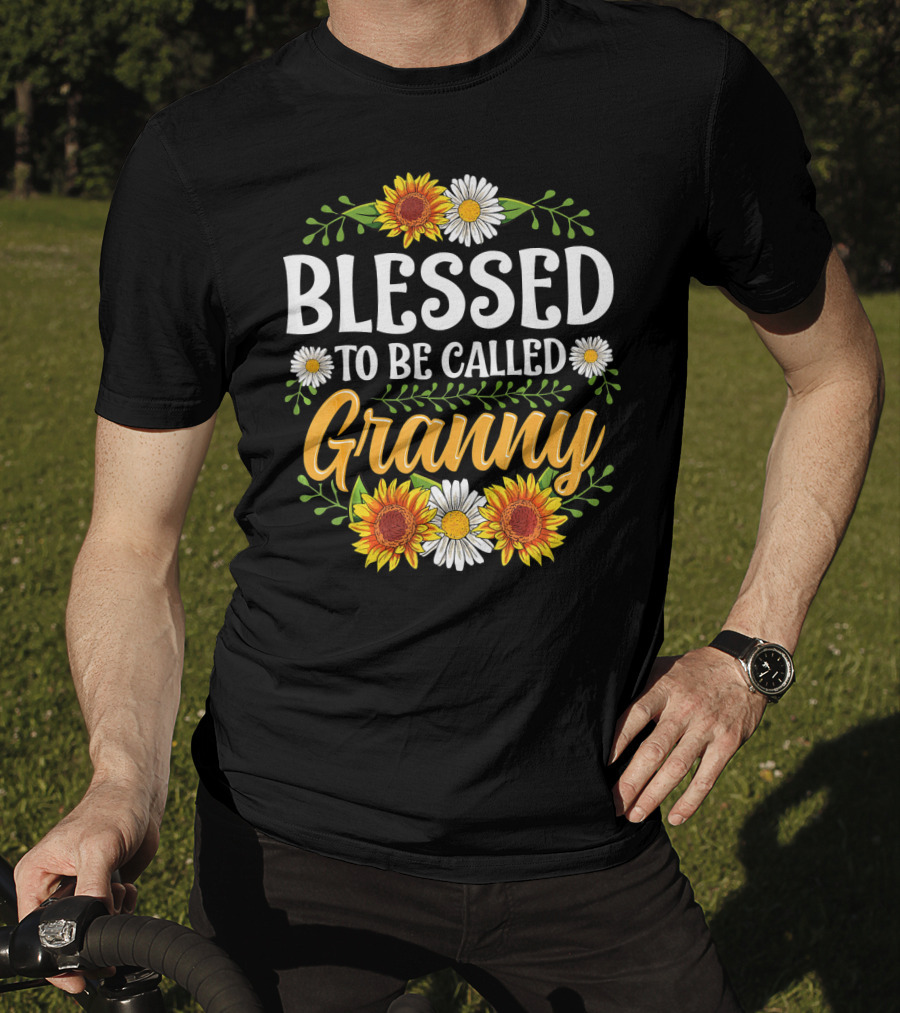 Blessed To Be Called Granny Sunflowers And Daisies Floral T-Shirt