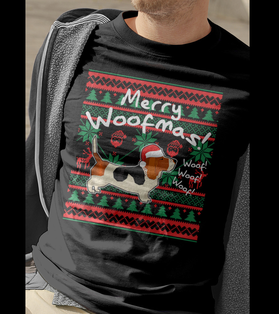 Merry Woofmas Basset Hound Dog With Santa Hat And Festive T-Shirt