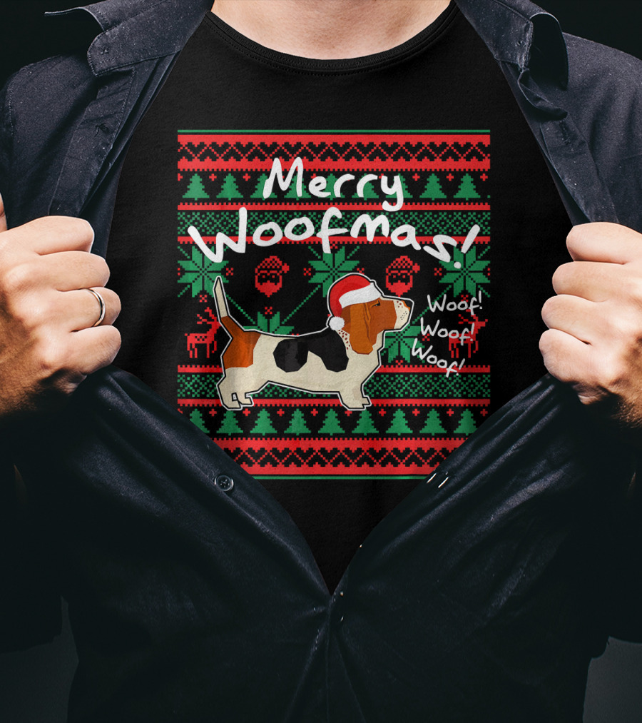 Merry Woofmas Basset Hound Dog With Santa Hat And Festive T-Shirt
