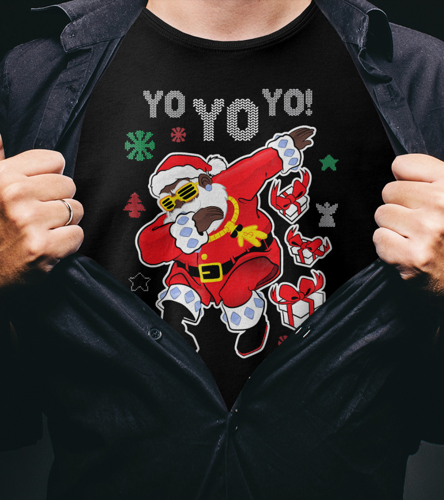 Yo Yo Dabbing Black Santa Claus Christmas Presents T-Shirt