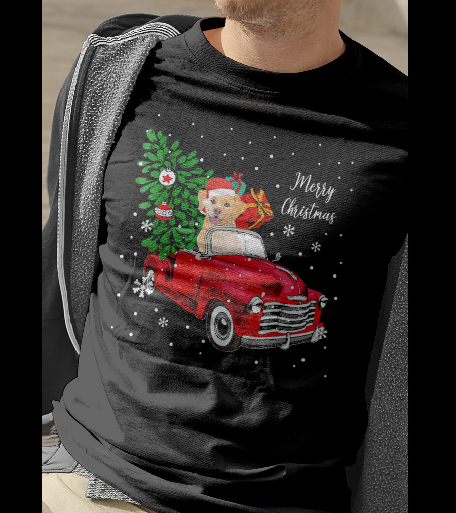 Merry Christmas Santa Labrador Dog Riding Red Truck With Presents And Tree T-Shirt