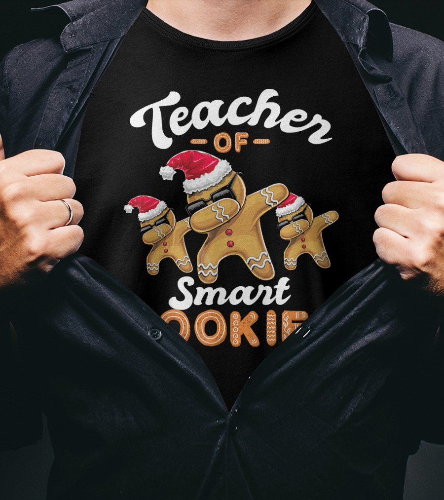 Teacher Of Smart Cookies Dabbing Gingerbread Men With Santa Hats T-Shirt