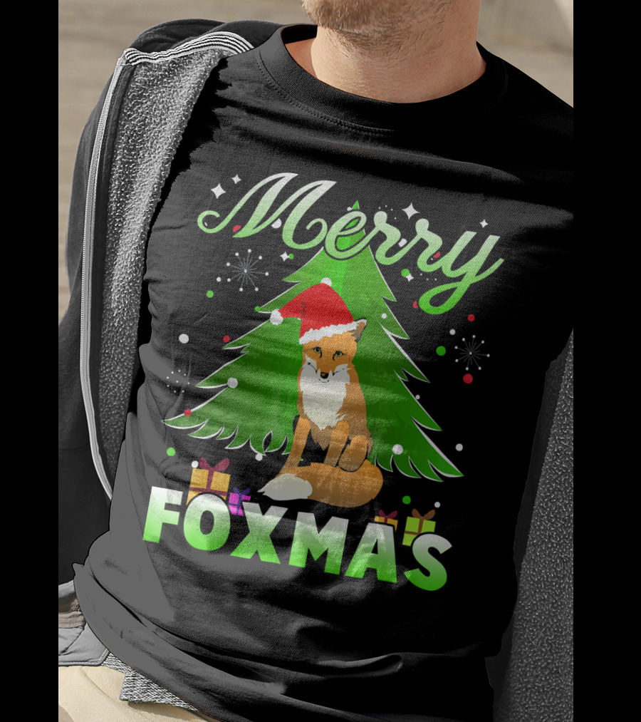Merry Foxmas Santa Hat Fox And Christmas Tree T-Shirt