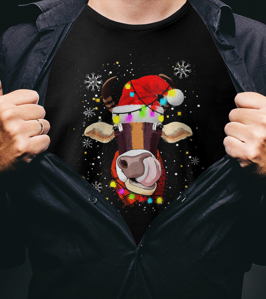 Festive Cow With Santa Hat And Christmas Lights For Animal Lovers T-Shirt
