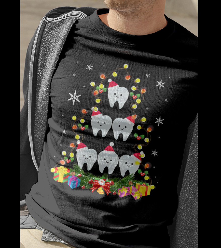Dental Christmas Tree With Lighted Tooth Ornaments And Festive Gifts T-Shirt