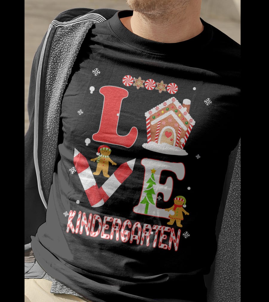 Love Kindergarten Teacher Gingerbread Candy Cane Christmas T-Shirt