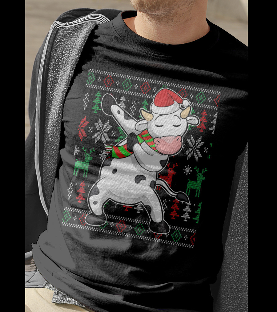 Ugly Christmas Dabbing Santa Cow With Festive Reindeer And Snowflakes T-Shirt