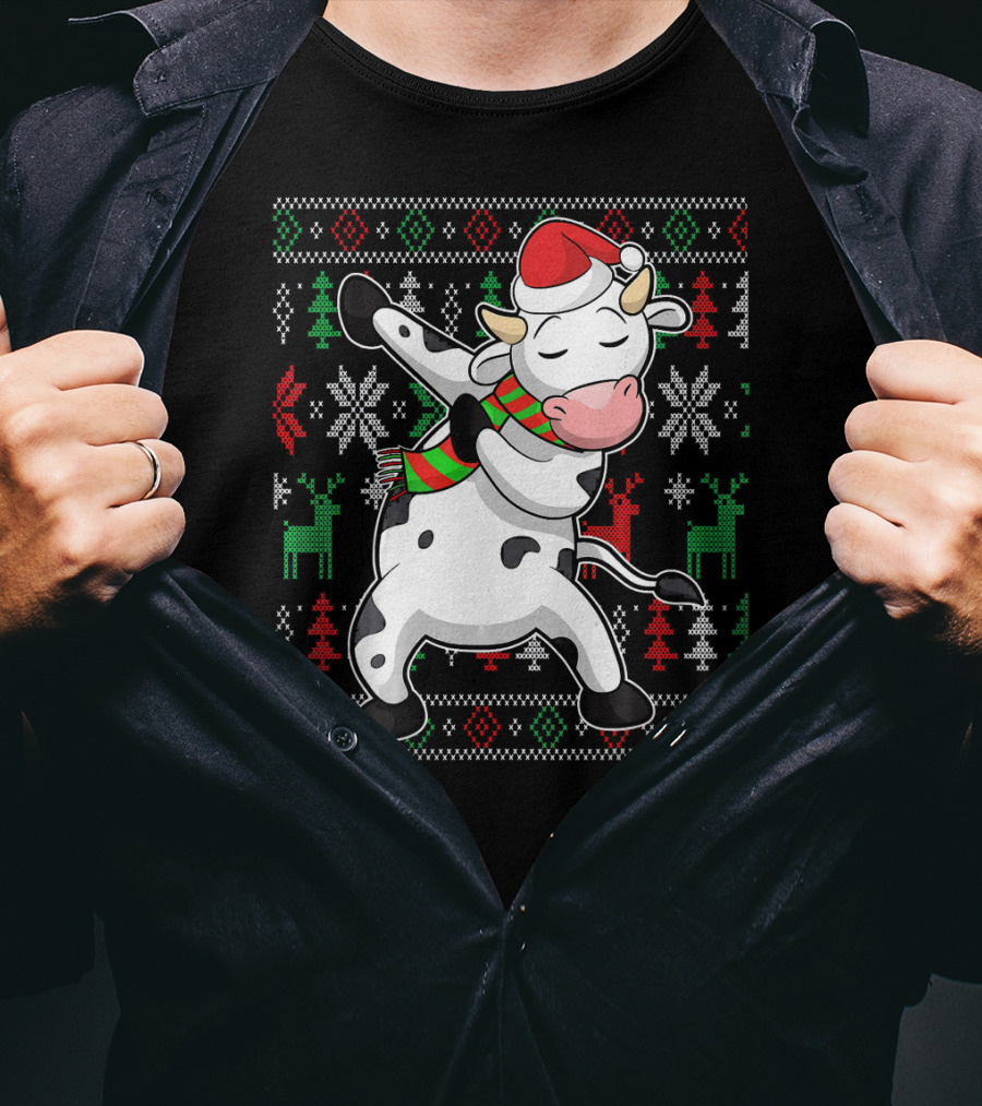 Ugly Christmas Dabbing Santa Cow With Festive Reindeer And Snowflakes T-Shirt