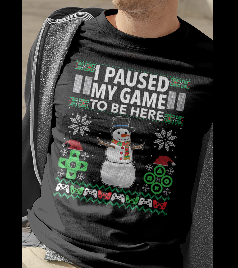 I Paused My Game To Be Here Snowman Video Game Controller Christmas T-Shirt