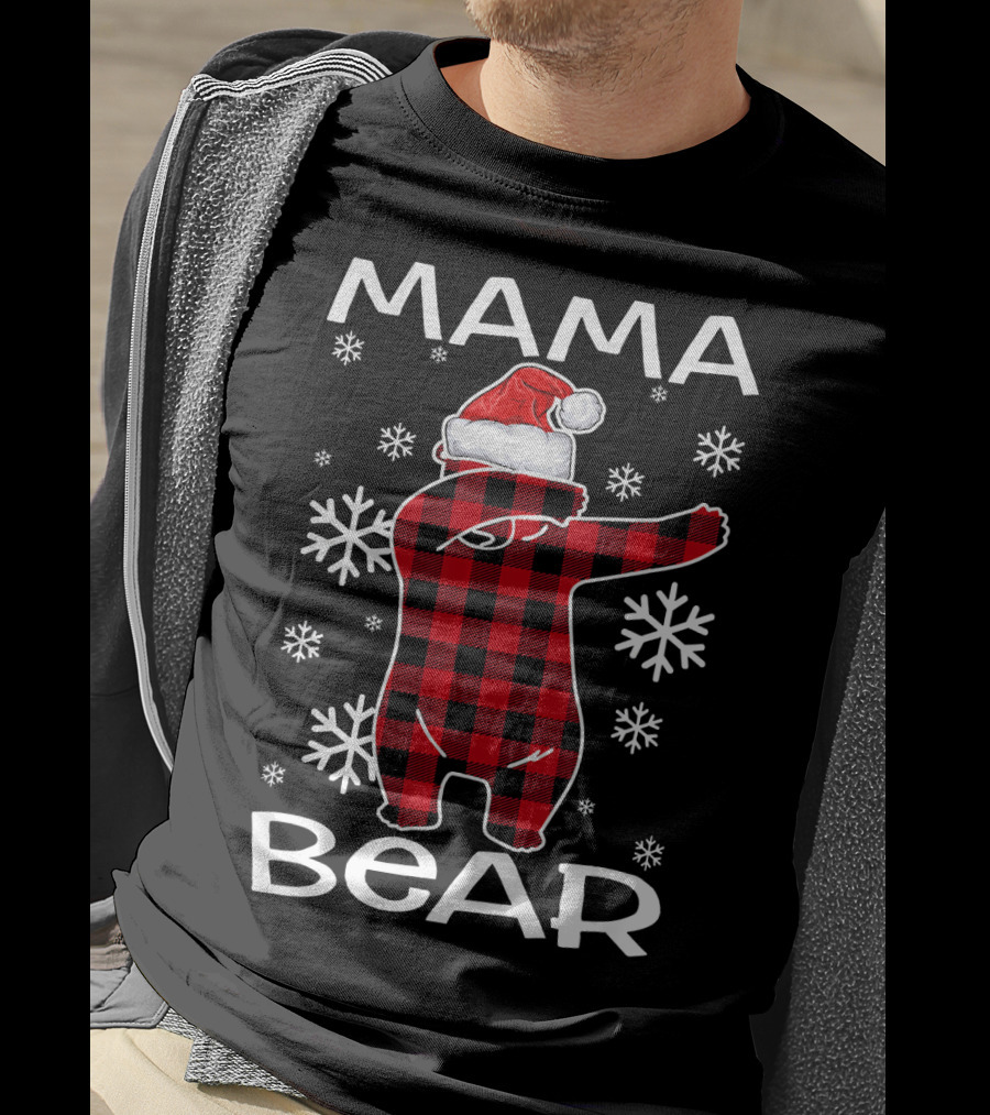 Mama Bear Dabbing Santa Hat Snowflakes T-Shirt