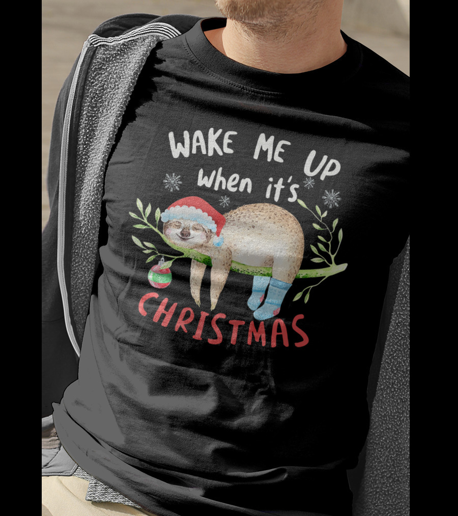 Wake Me Up When It's Christmas Cute Sloth With Santa Hat T-Shirt
