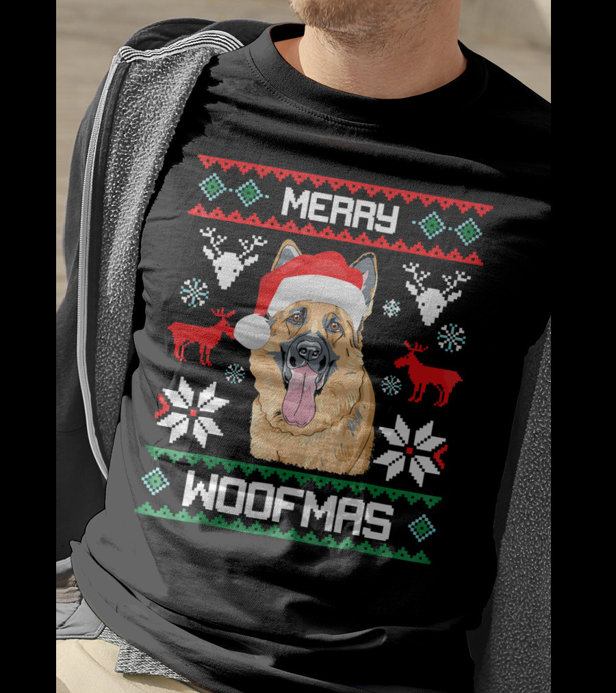 Merry Woofmas German Shepherd Santa Hat Christmas Reindeer Snowflakes T-Shirt