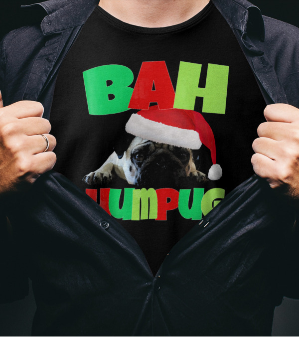 Bah Humpug Santa Hat Funny Grumpy Pug T-Shirt