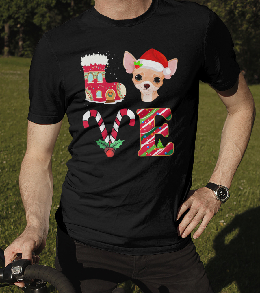 I Love My Chihuahua Christmas Theme With Santa Hat And Holiday Decorations T-Shirt