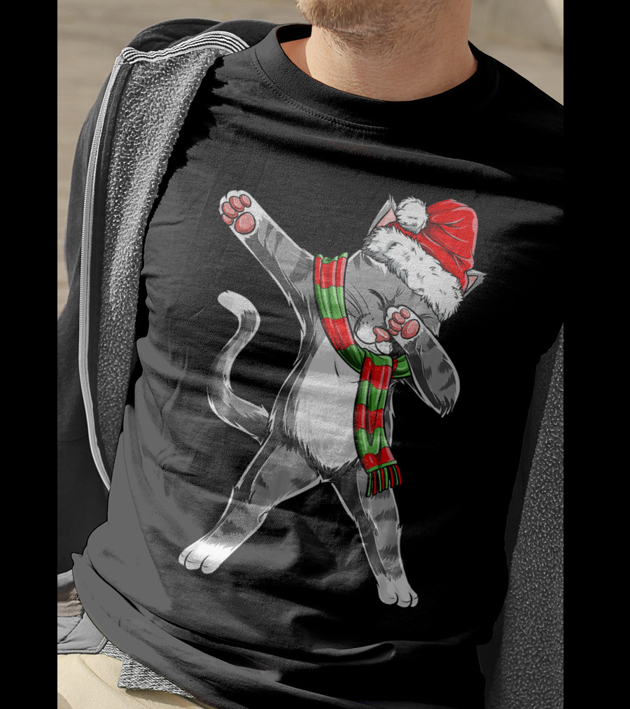 Dabbing Cat Santa Christmas Kids Bo Kitty Santa Hat Green Red Scarf T-Shirt