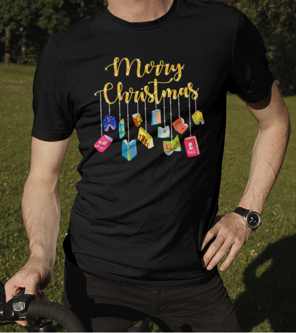 Merry Christmas Happy Reading Books Ornaments T-Shirt