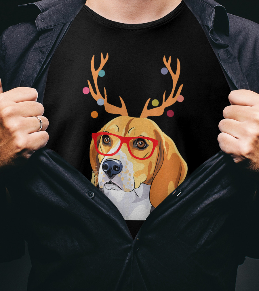Beagle With Christmas Antlers And Red Glasses T-Shirt