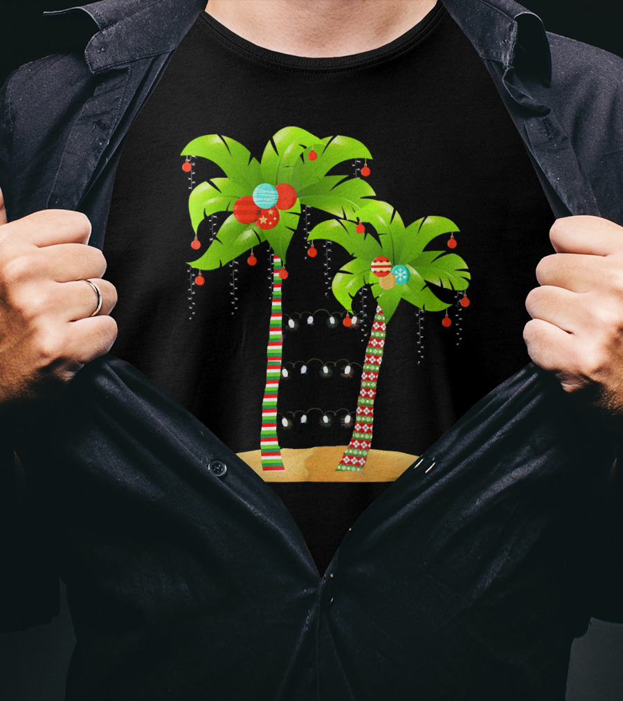 Christmas Tree Palm Mele Kalikimaka Palm Trees With Ornaments And Lights T-Shirt
