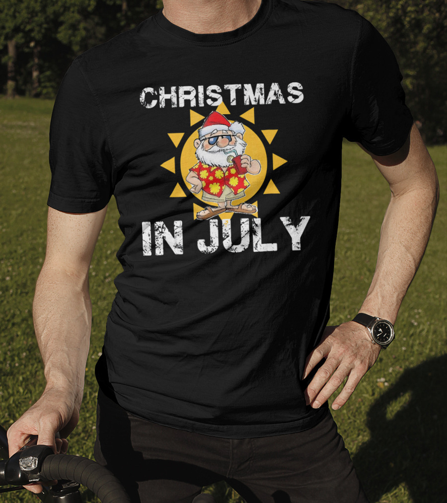Christmas In July Funny Santa In Hawaiian Shirt With Sunglasses And Drink T-Shirt