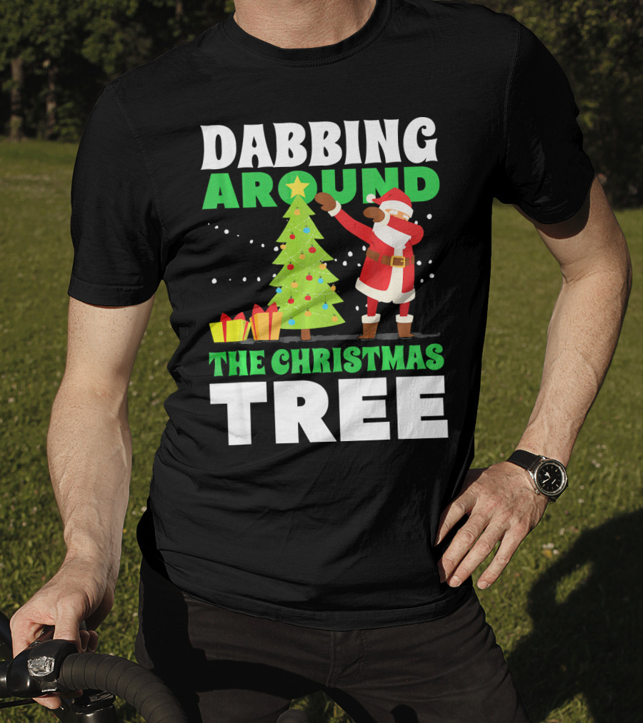 Dabbing Around The Christmas Tree Kris Kringle Merry Christmas San T-Shirt
