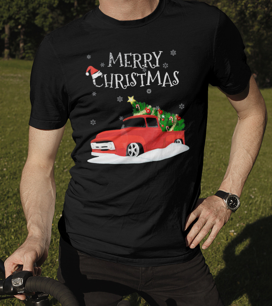 Merry Christmas Red Vintage Truck With Snow And Christmas Tree T-Shirt