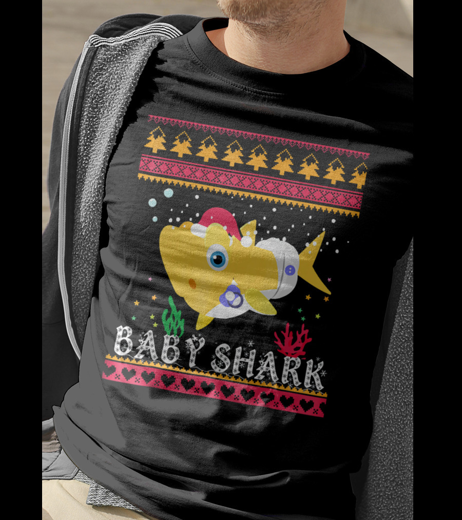 Baby Shark Santa Hat Christmas T-Shirt