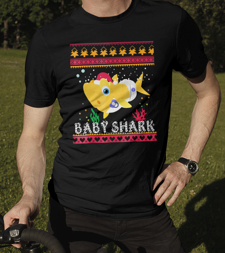 Baby Shark Santa Hat Christmas T-Shirt