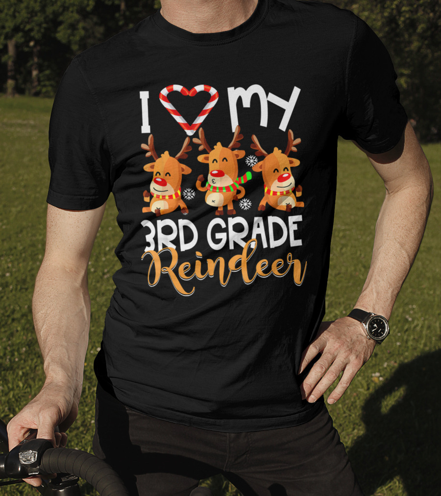 I Love My 3rd Grade Reindeer Christmas Design With Candy Cane Heart And Cute Reindeer Trio T-Shirt