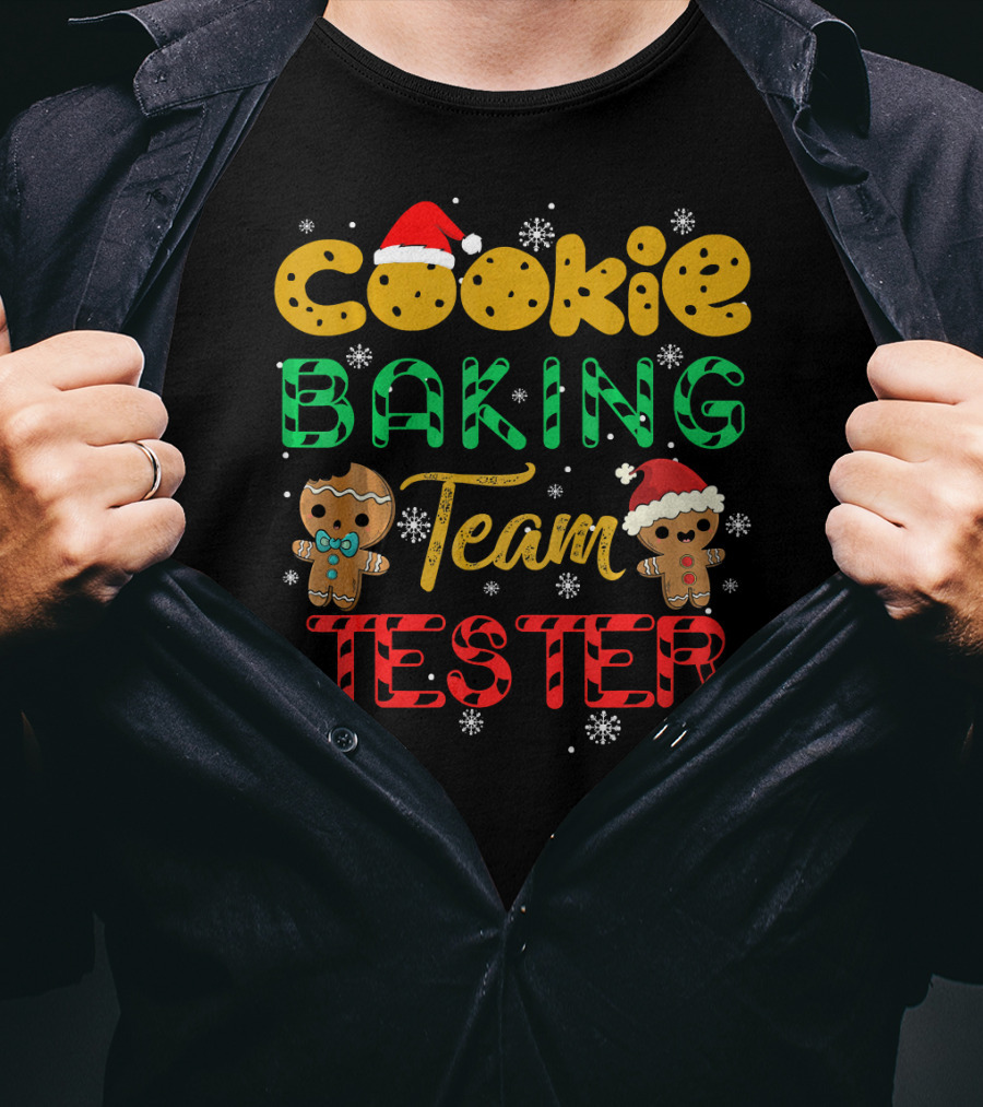 Cookie Baking Team Tester Gingerbread Santa Hats Winter Snowflakes T-Shirt