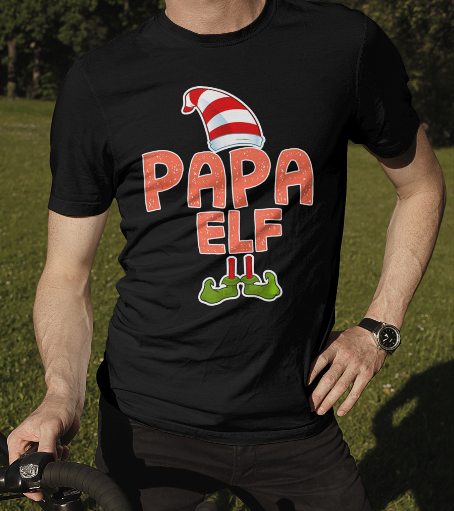 Papa Elf Funny Merry Christmas Striped Hat And Green Shoes T-Shirt