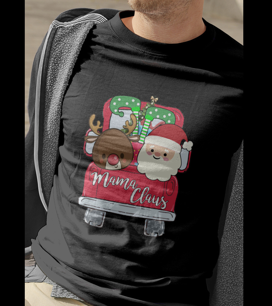 Mama Claus Funny Christmas Car With Santa And Reindeer T-Shirt