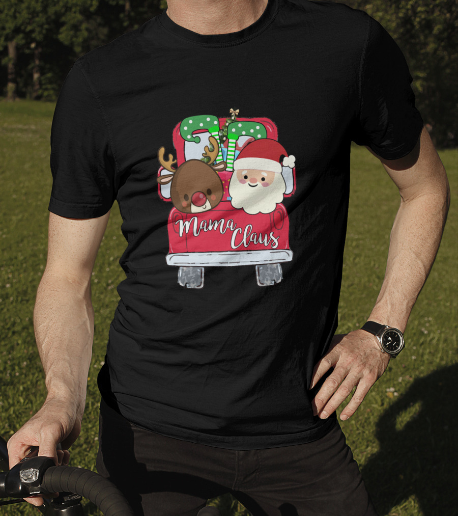 Mama Claus Funny Christmas Car With Santa And Reindeer T-Shirt