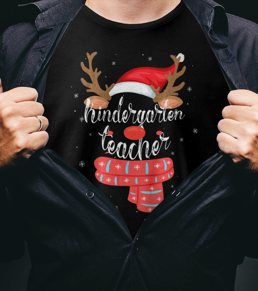 Kindergarten Teacher Reindeer Christmas Squad Matching T-Shirt