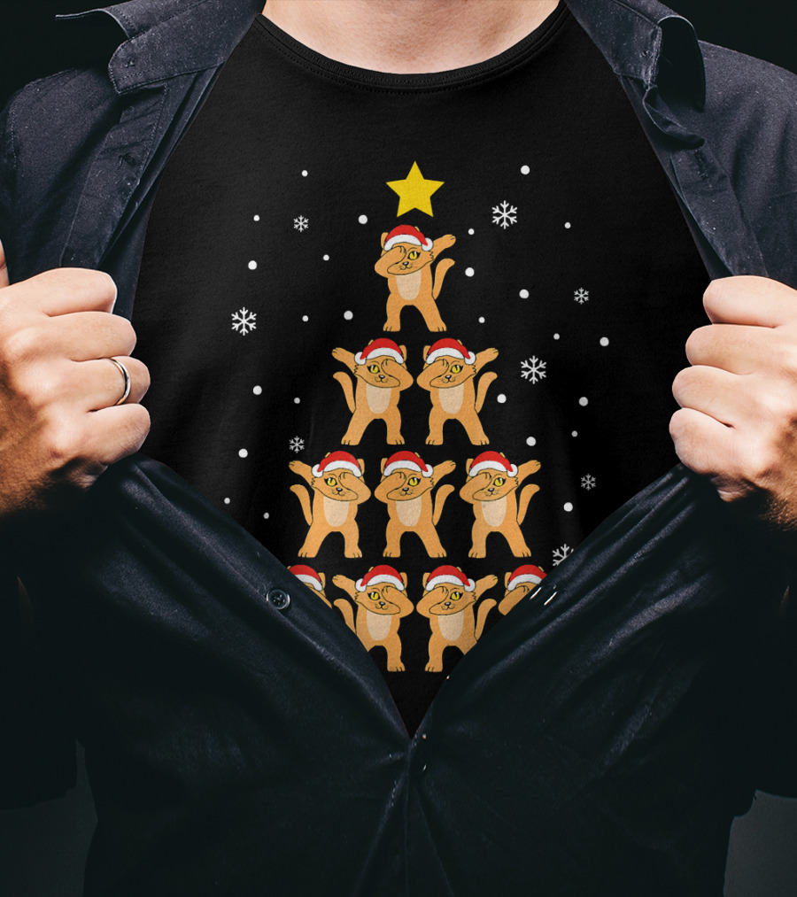 Christmas Tree Dabbing Cats With Santa Hats And Snowflakes T-Shirt