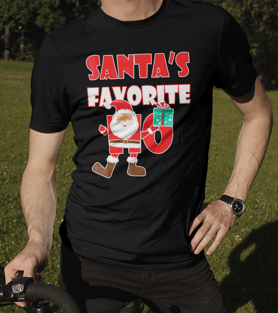 Santa's Favorite Ho Holiday Humor With Santa And Gifts T-Shirt
