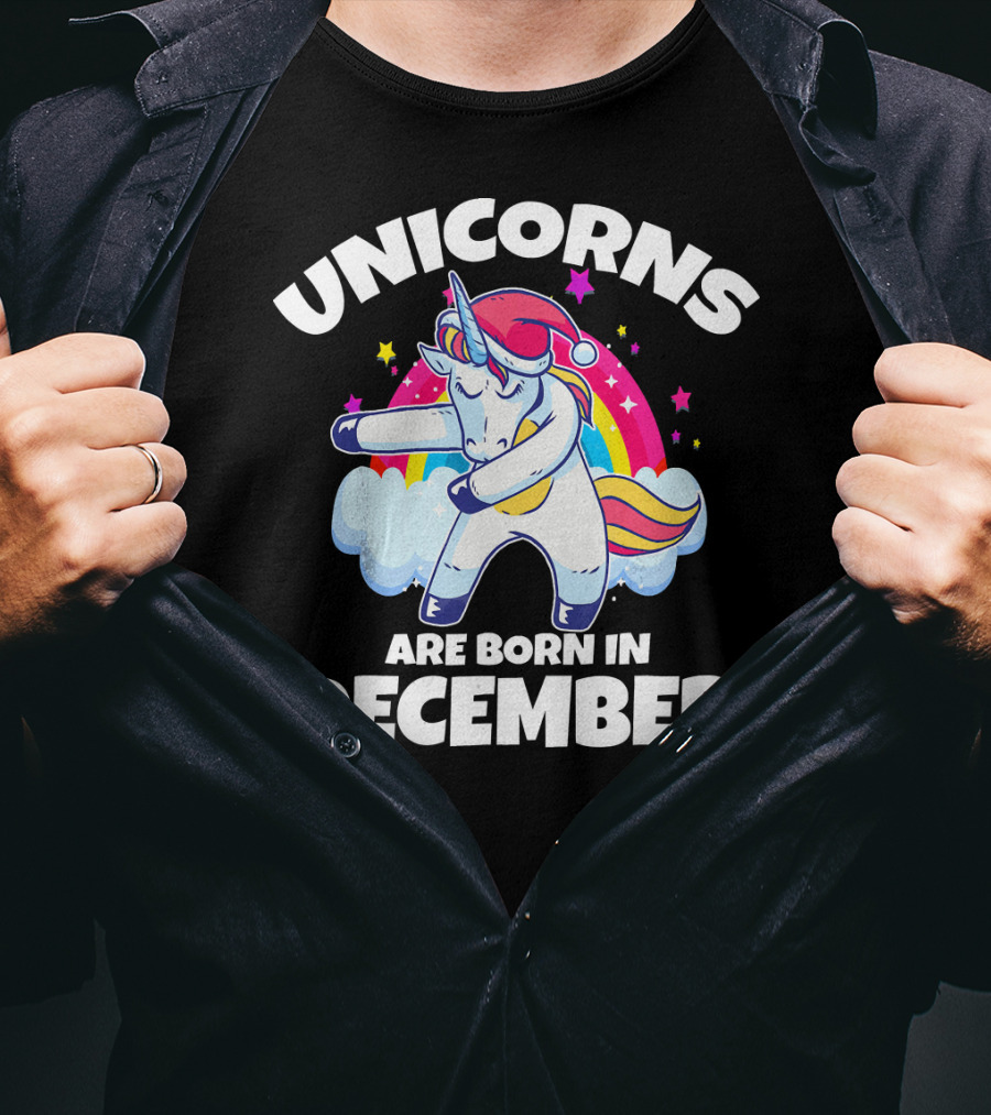 Unicorns Are Born In December Dabbing Unicorn Rainbow Stars Santa Hat T-Shirt